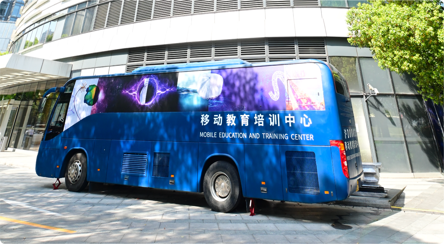 移动教育培训大巴车